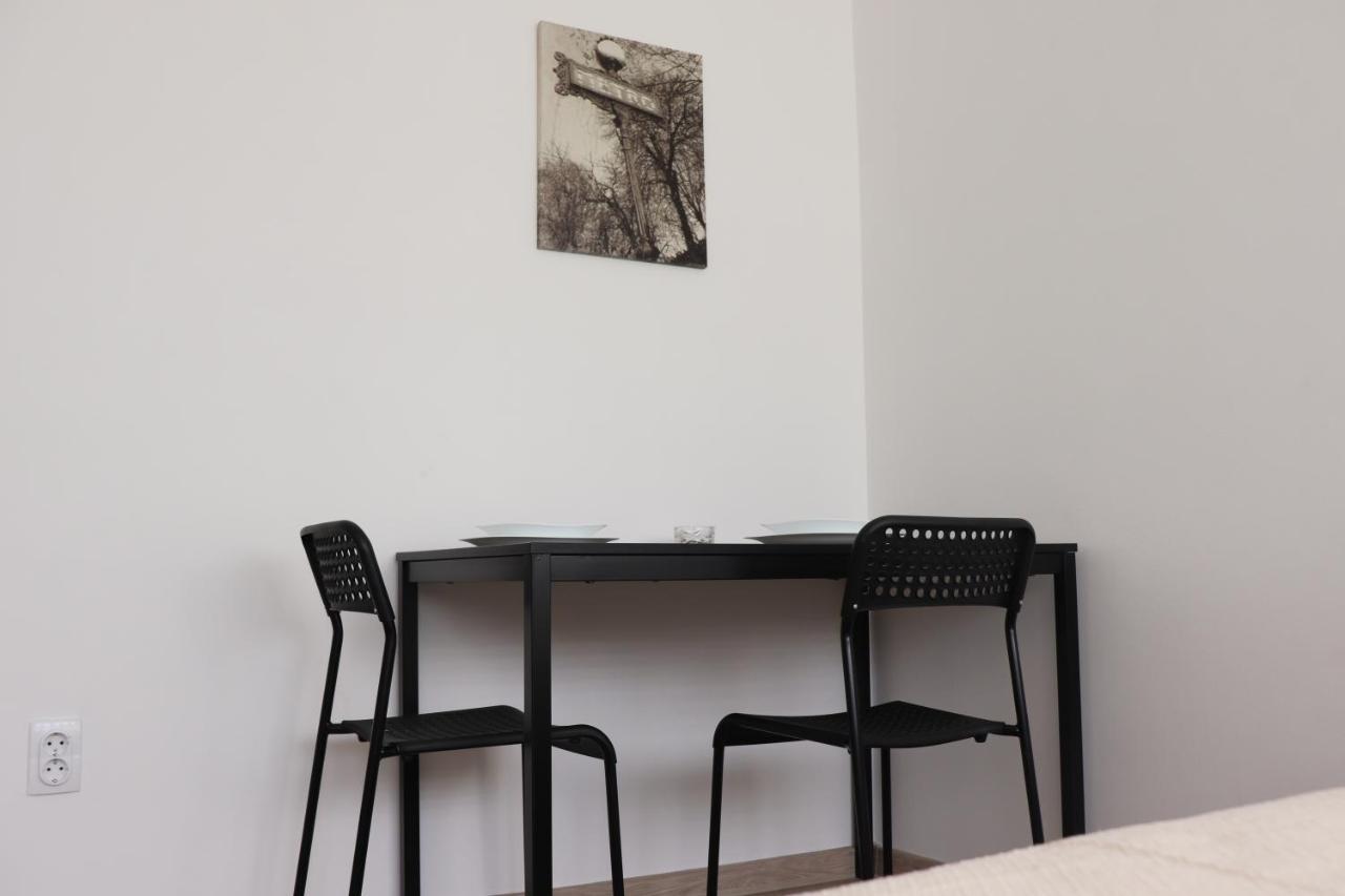 Ferienwohnung Apartman Lena Banovo Brdo Belgrad Exterior foto